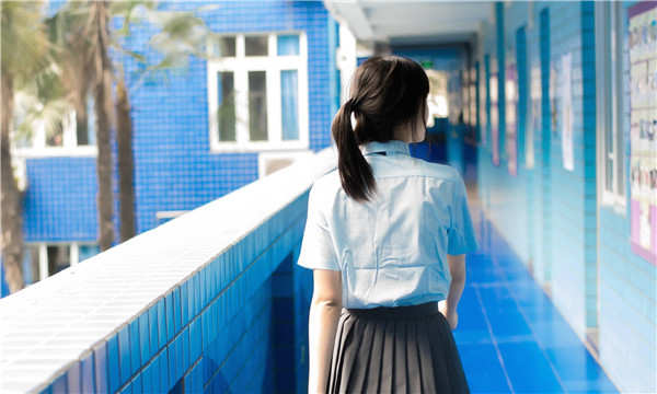 东川如何找到一个可以帮助我生孩子的女人？