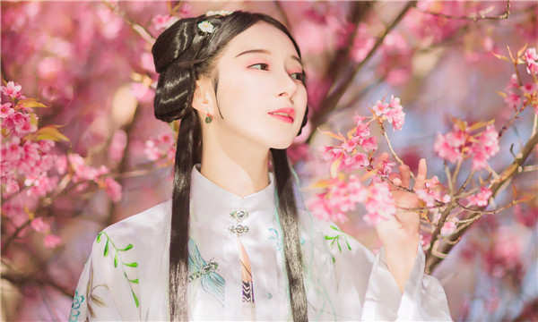 东川供卵试管婴儿：助您实现家庭梦想的科学方案